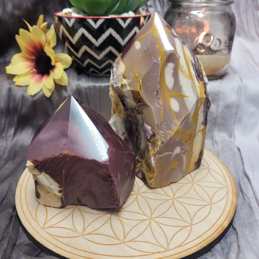 Mookaite Jasper Top Polish Points