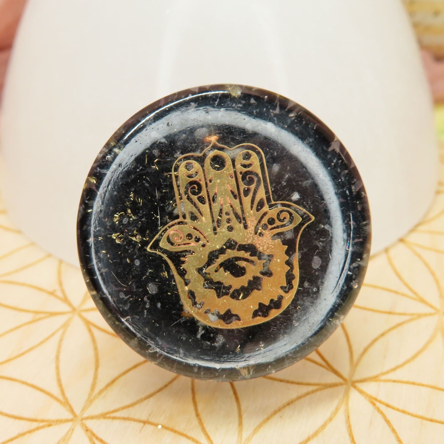 Hamsa Black Tourmaline Pop Socket